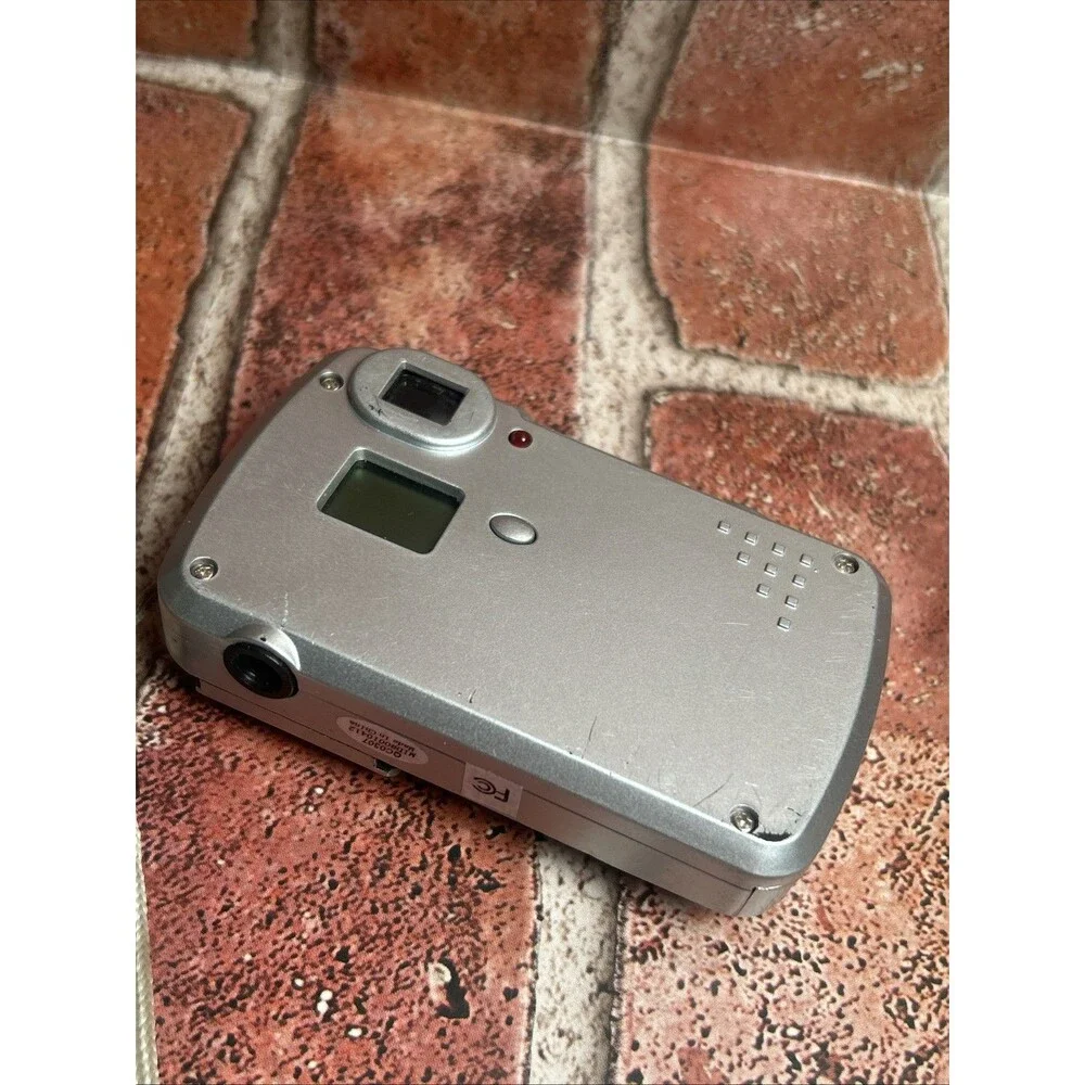 Vivitar QC0307 Camera Plastic (Untested)